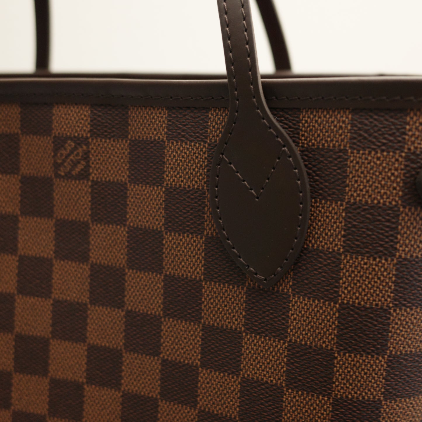LOUIS VUITTON Damier Ebene Neverfull PM