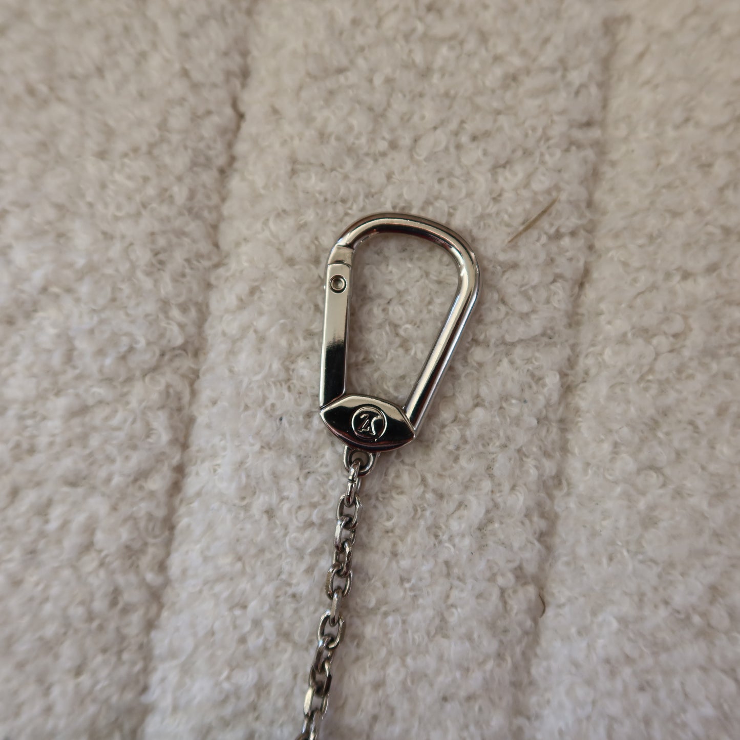 LOUIS VUITTON Damier Graphite Key Cles