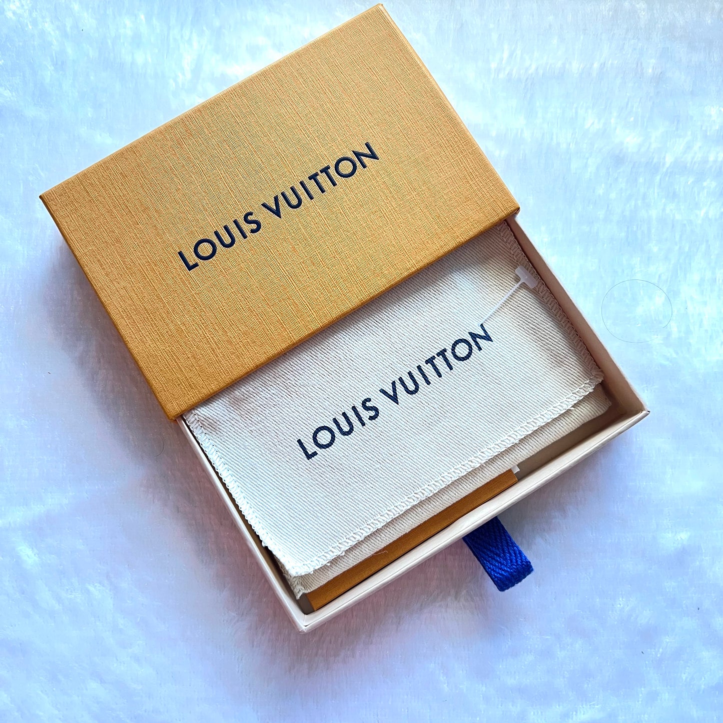 LOUIS VUITTON Monogram Card Case