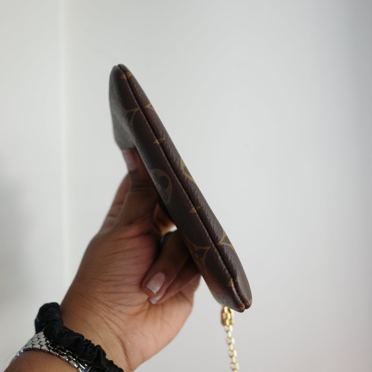 LOUIS VUITTON Monogram Key Cles SMALL