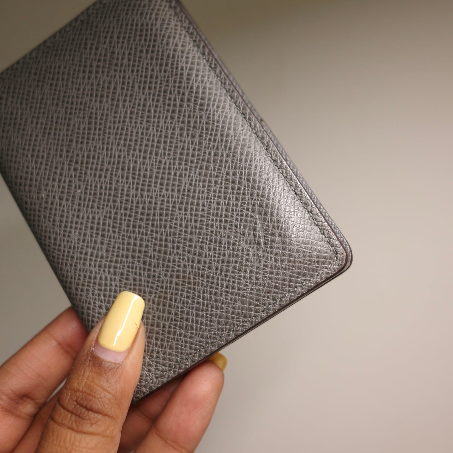 LOUIS VUITTON Grey Taiga Leather Pocket Organizer Wallet