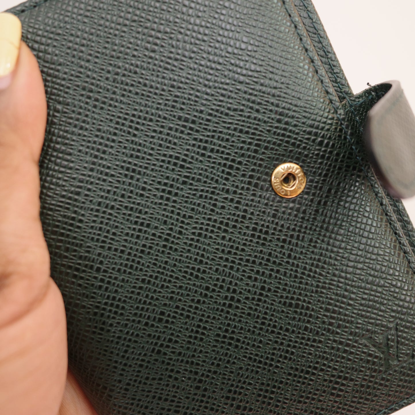 LOUIS VUITTON Taiga Leather Green Agenda PM
