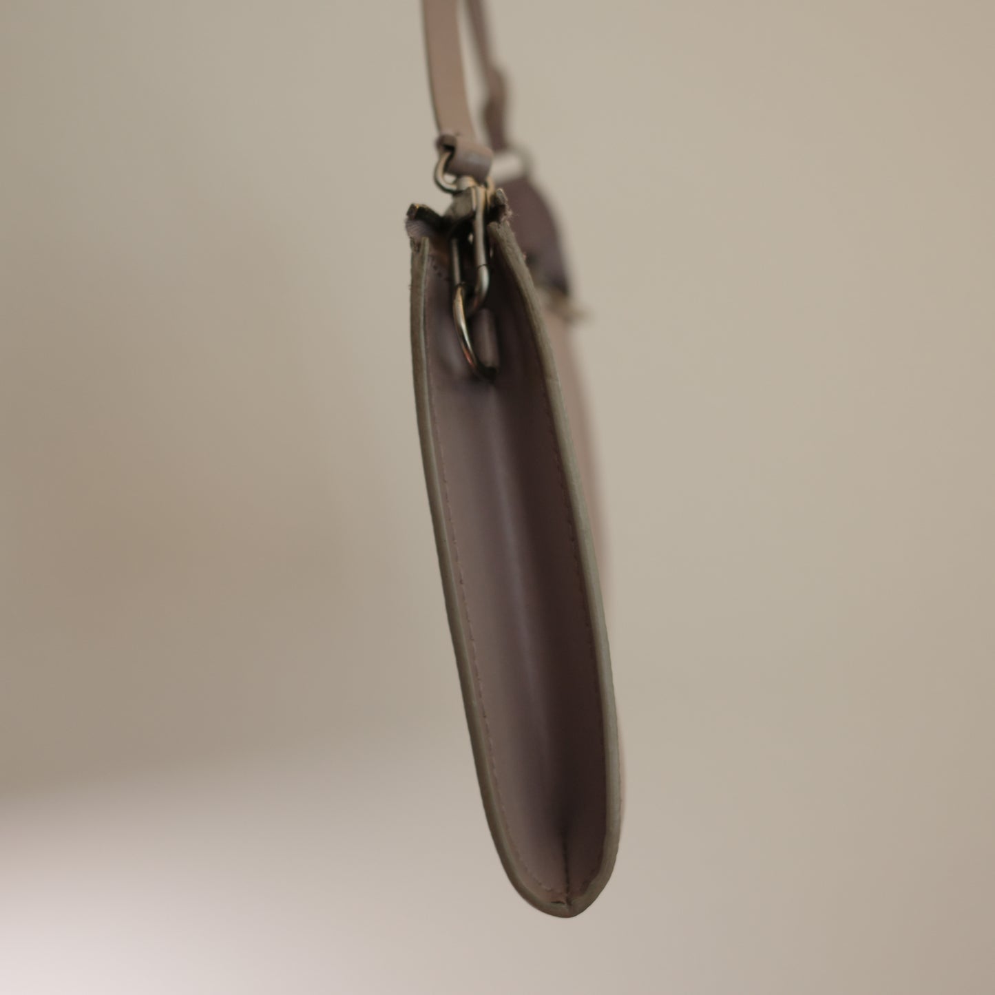 LOUIS VUITTON Epi Leather Lilac Purple Pochette Accessoires