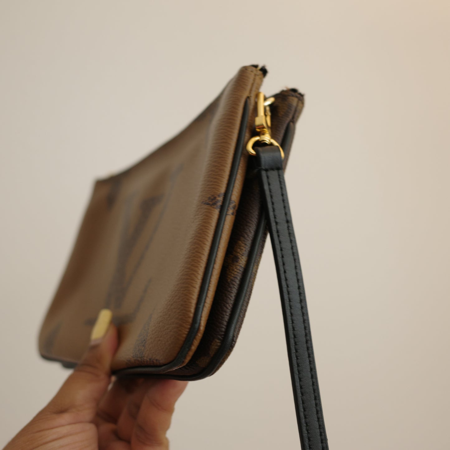 LOUIS VUITTON Double Zip Pochette Crossbody Monogram Reverse