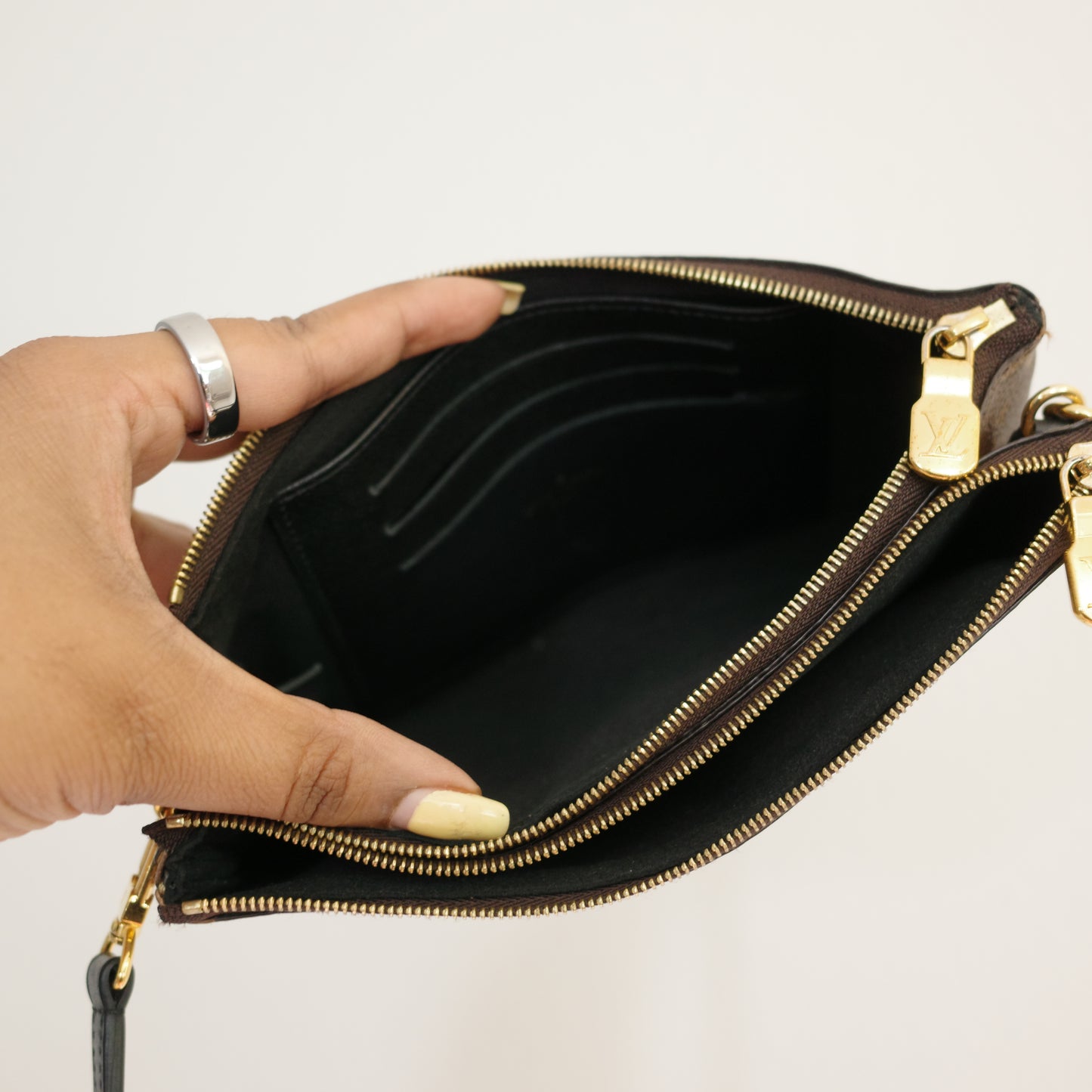 LOUIS VUITTON Double Zip Pochette Crossbody Monogram Reverse