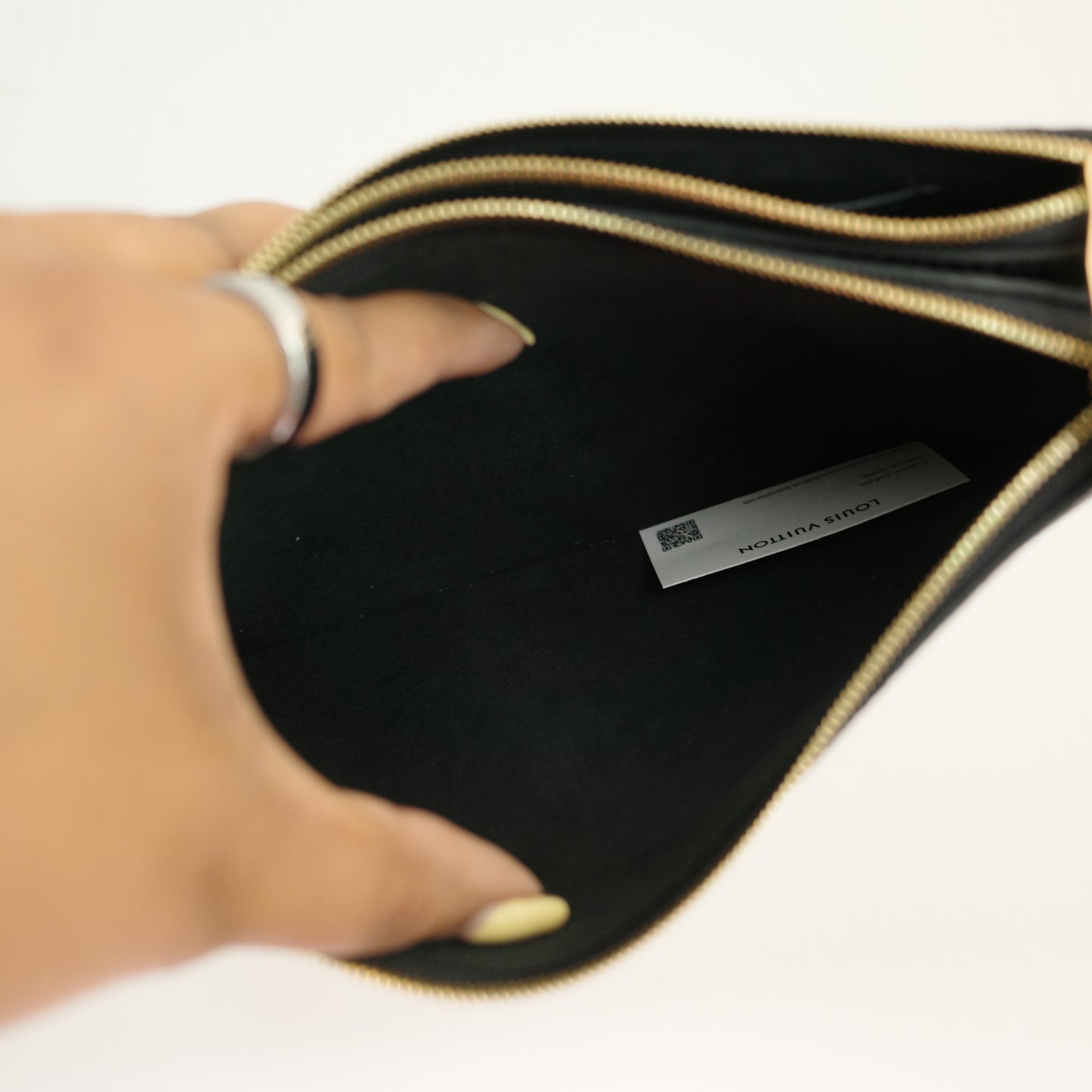 LOUIS VUITTON Double Zip Pochette Crossbody Empreinte Bicolor