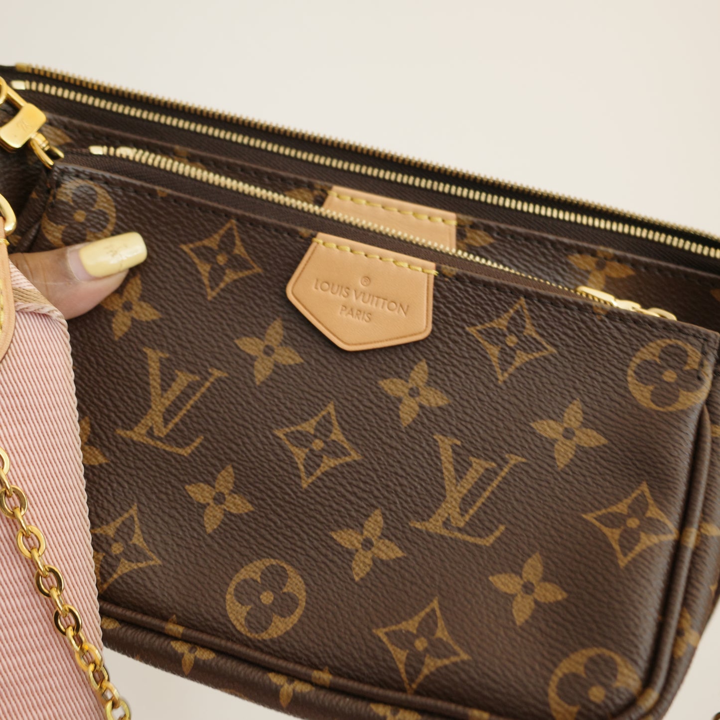 LOUIS VUITTON Monogram Multi Pochette Accessoires Pink Strap