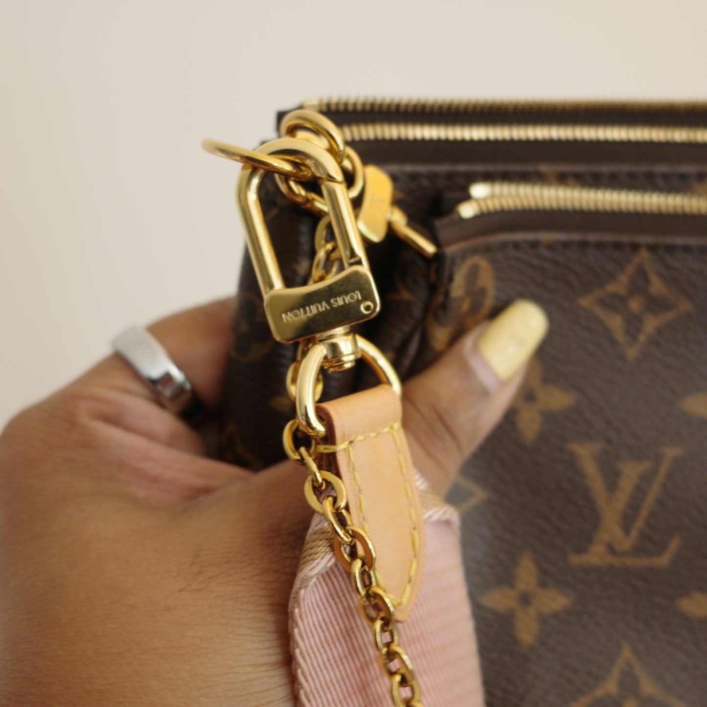 LOUIS VUITTON Monogram Multi Pochette Accessoires Pink Strap