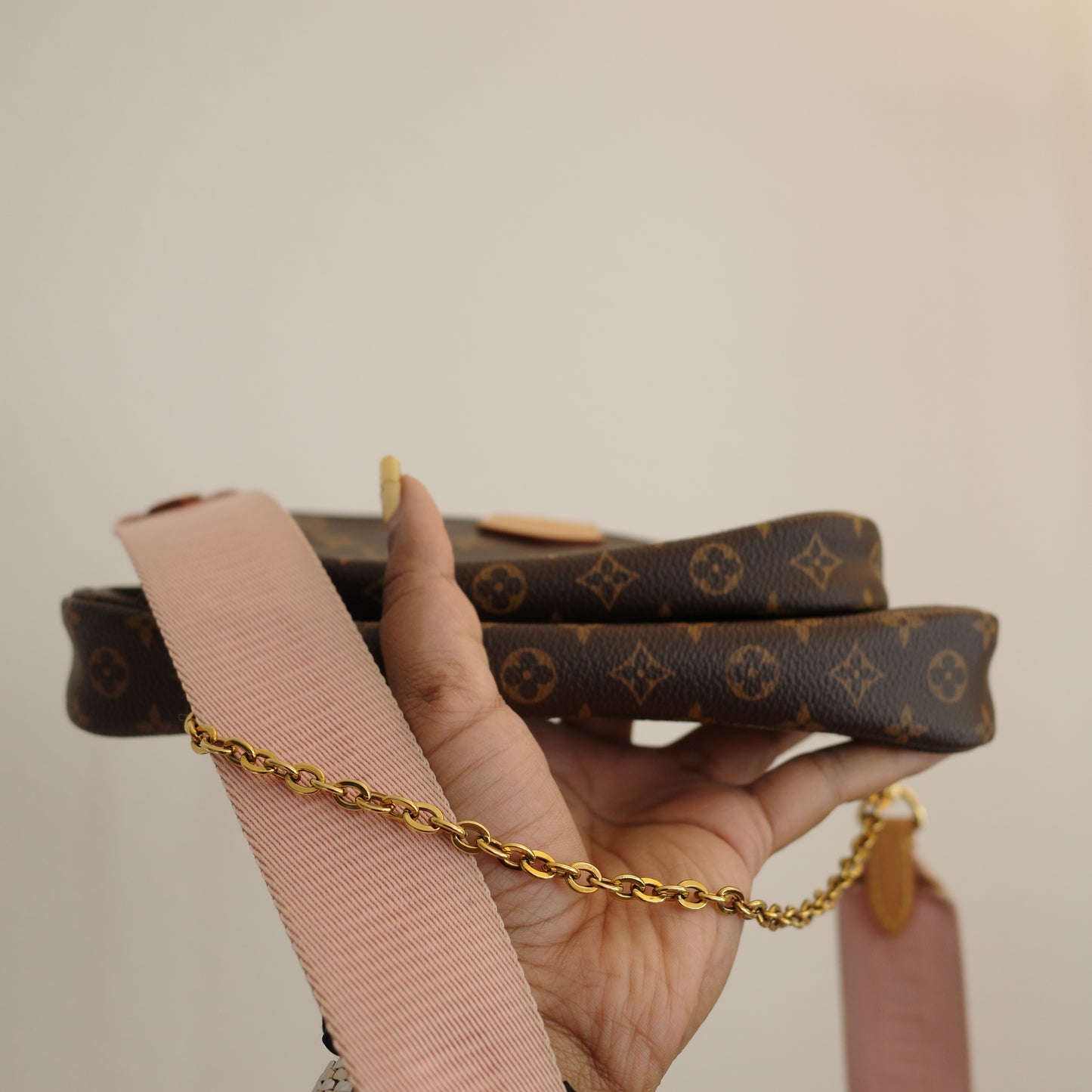 LOUIS VUITTON Monogram Multi Pochette Accessoires Pink Strap