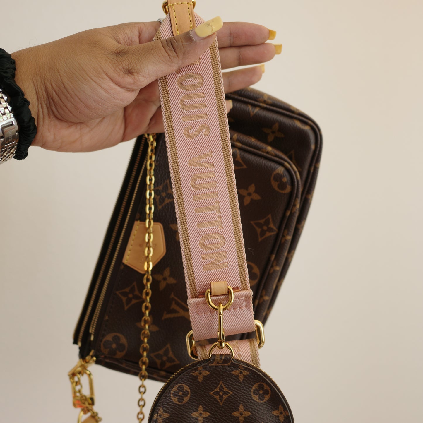 LOUIS VUITTON Monogram Multi Pochette Accessoires Pink Strap