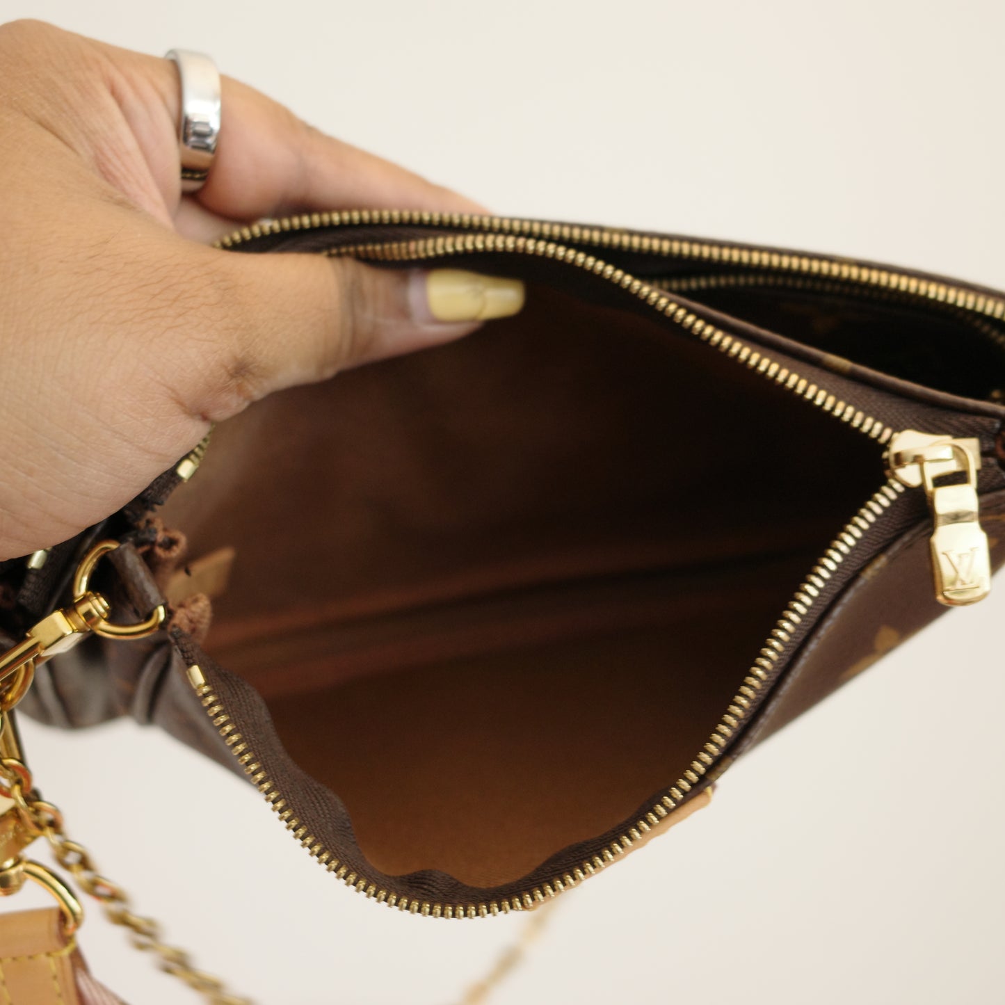 LOUIS VUITTON Monogram Multi Pochette Accessoires Pink Strap