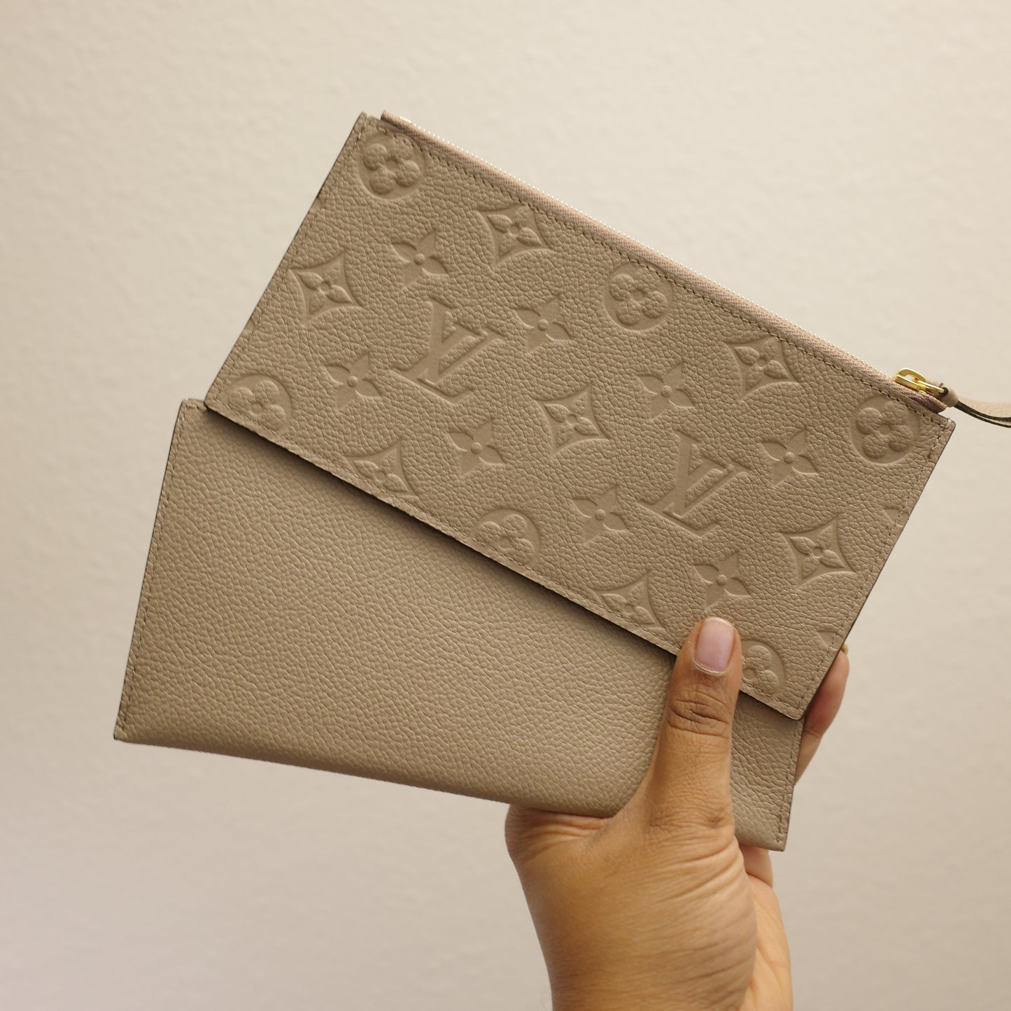 LOUIS VUITTON Turtledove Felice Pochette with Inserts