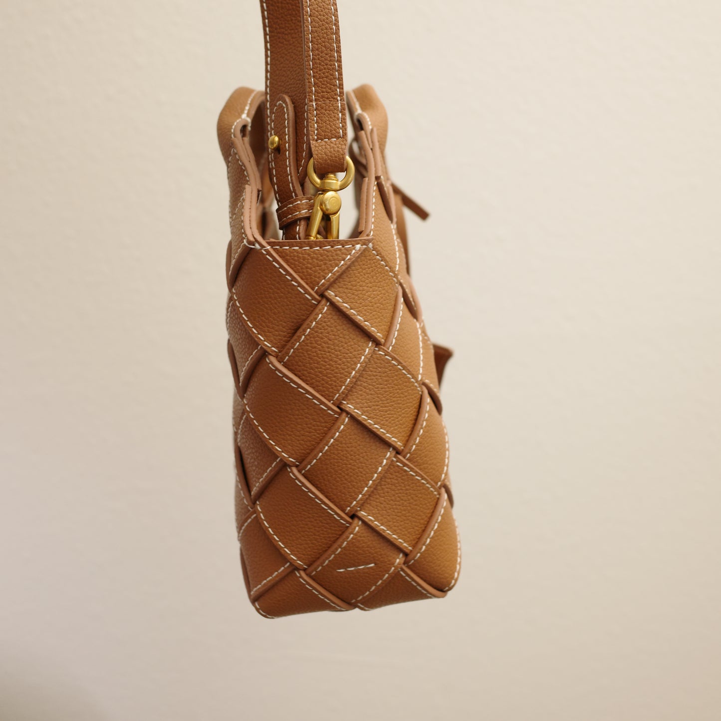 VERAFIED Caramel Basket Bag