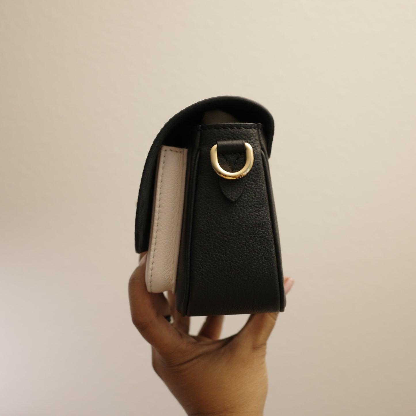 LOUIS VUITTON Lockme Tender Bag