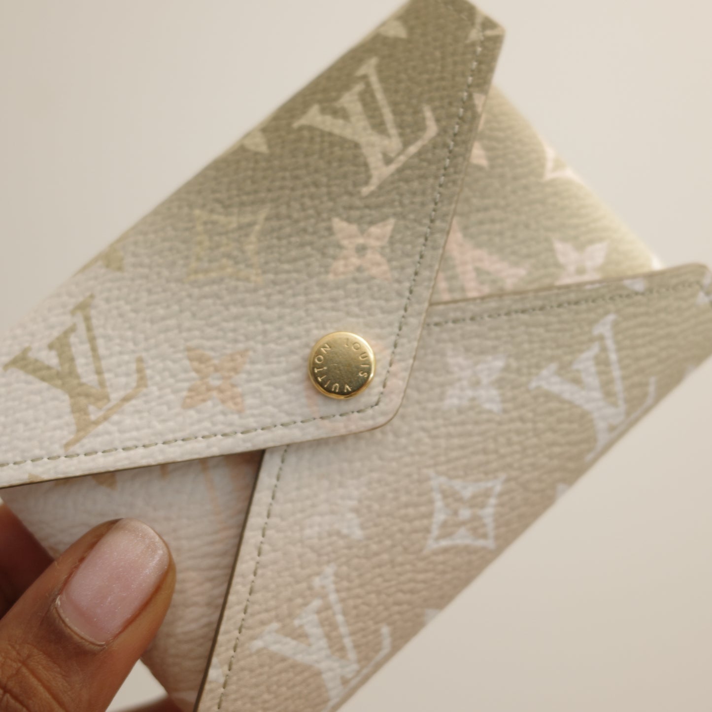LOUIS VUITTON Sunrise Pastel Kirigami Pochette SMALL ONLY
