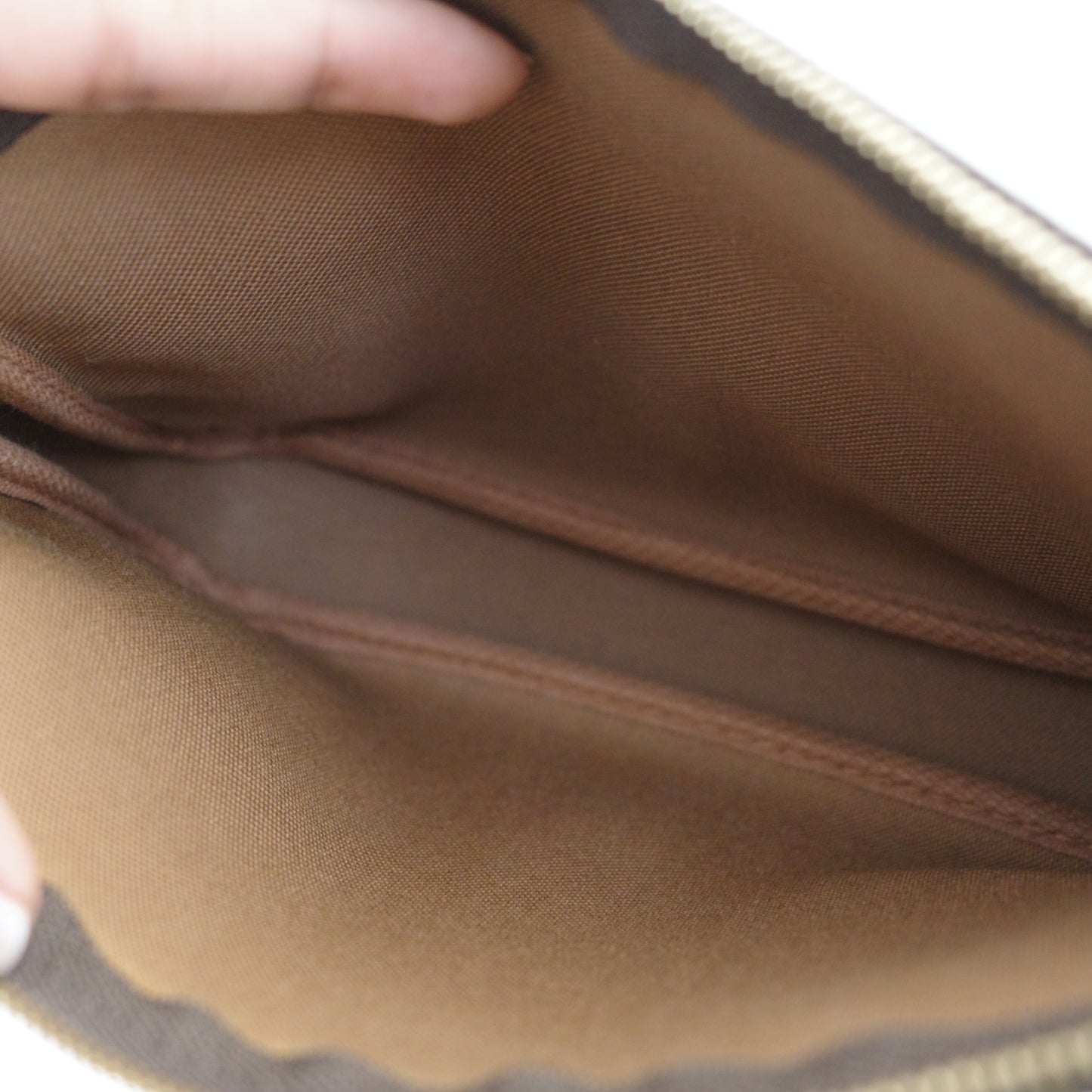 LOUIS VUITTON Monogram Murakami Cherry Pochette Accessoires