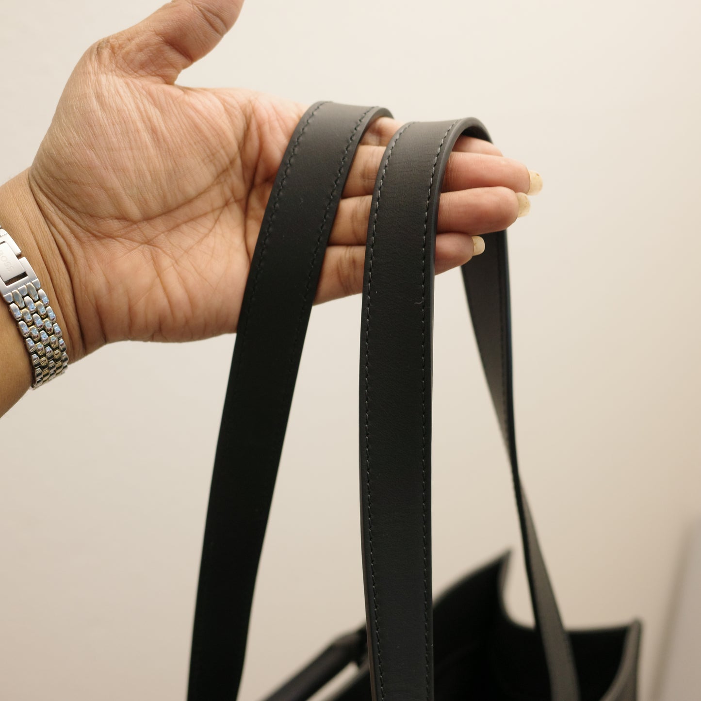 LOUIS VUITTON Black Taurillon Leather Sac Plat 24H Tote Bag