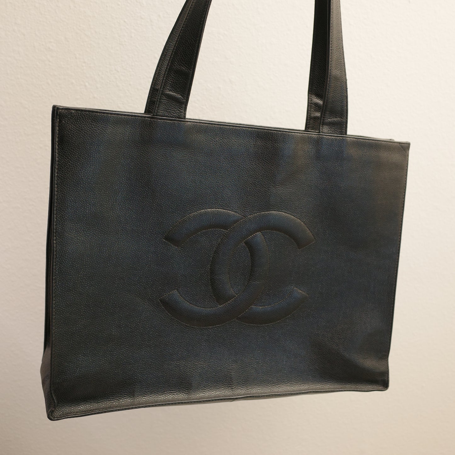 CHANEL Caviar CC Vintage Large Shoulder Tote Bag