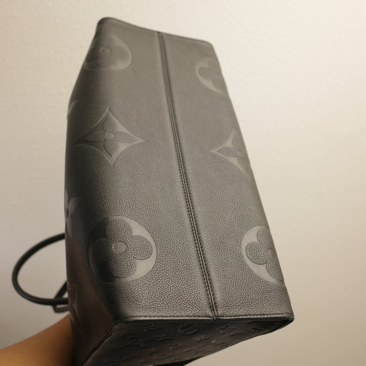 Louis Vuitton OntheGo GM Black Empreinte