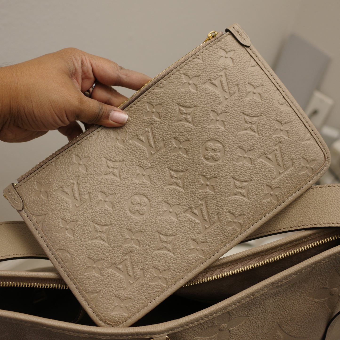LOUIS VUITTON Turtledove Empreinte Carryall MM NEW IN BOX