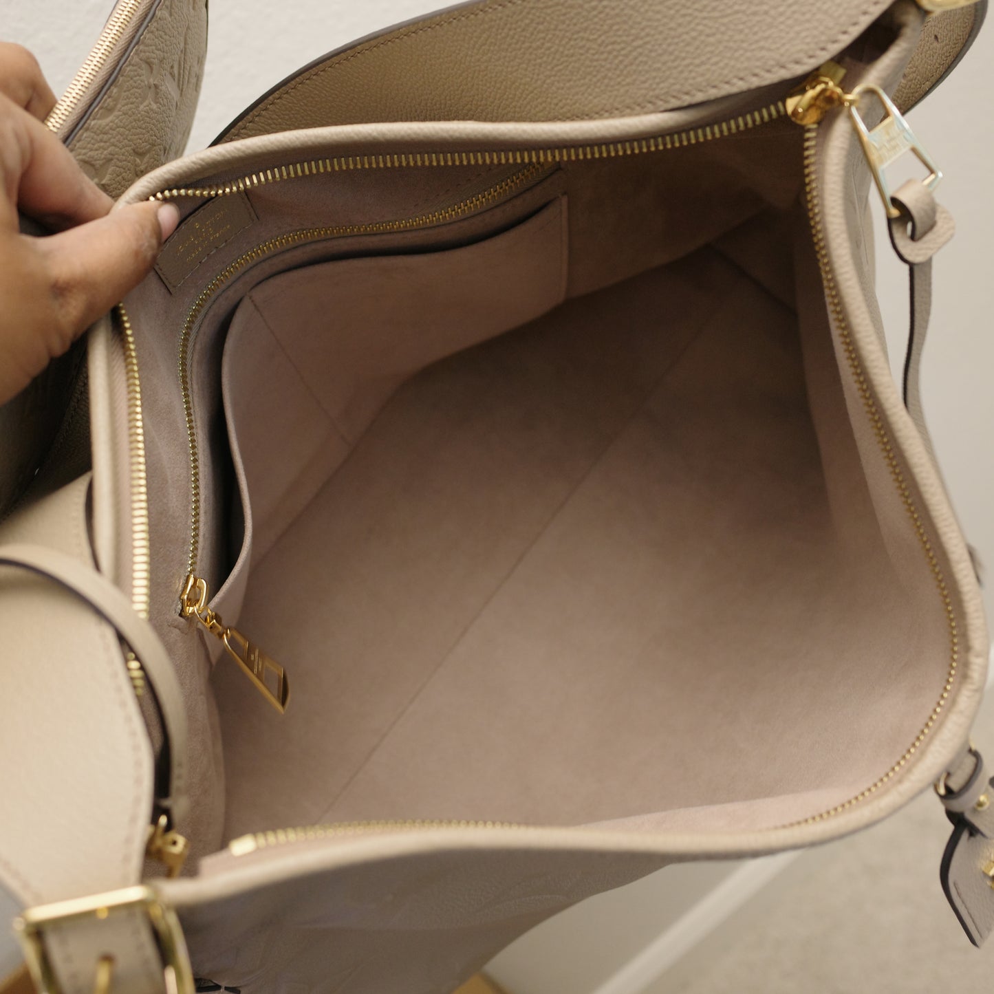 LOUIS VUITTON Turtledove Empreinte Carryall MM NEW IN BOX