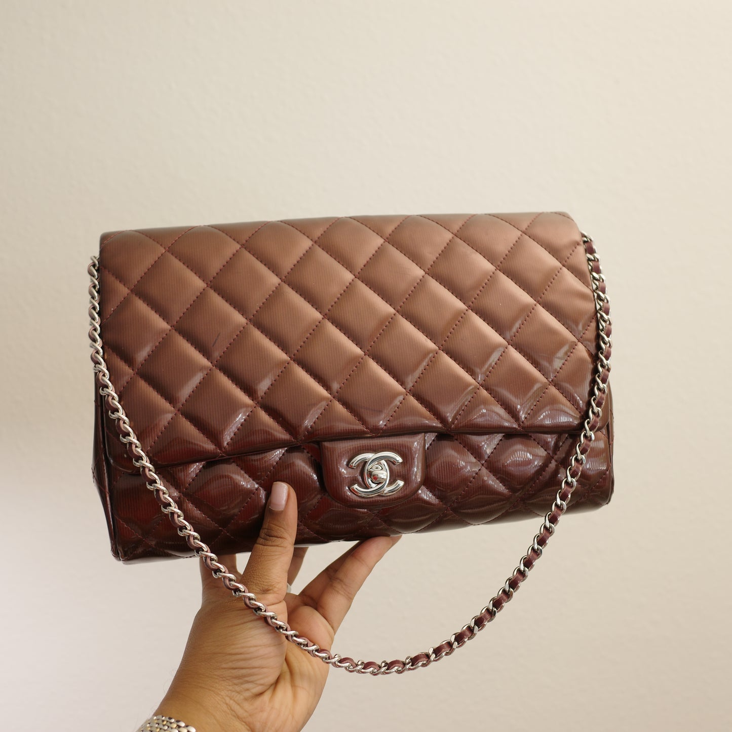 CHANEL Matelasse Patent Leather Chain Shoulder Bag Burgundy