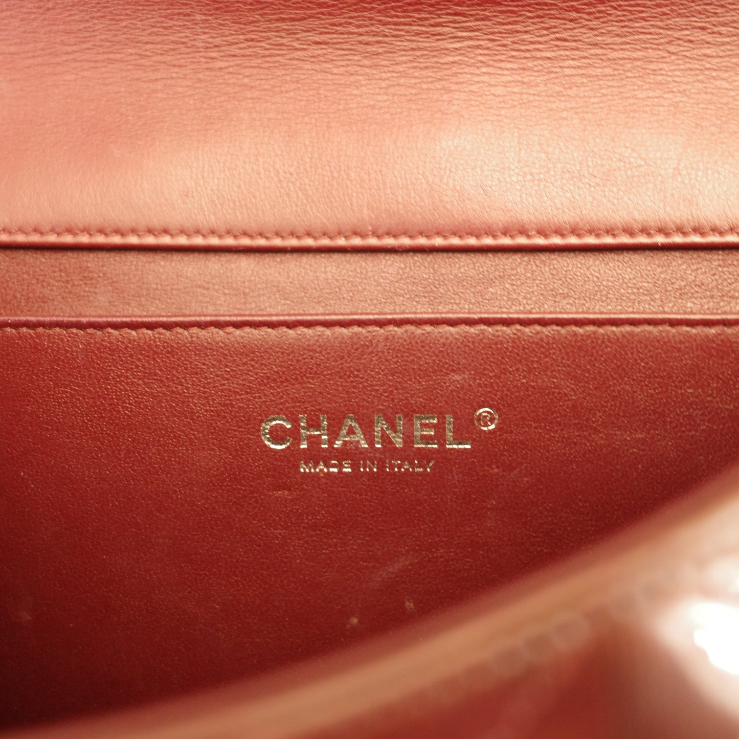 CHANEL Matelasse Patent Leather Chain Shoulder Bag Burgundy