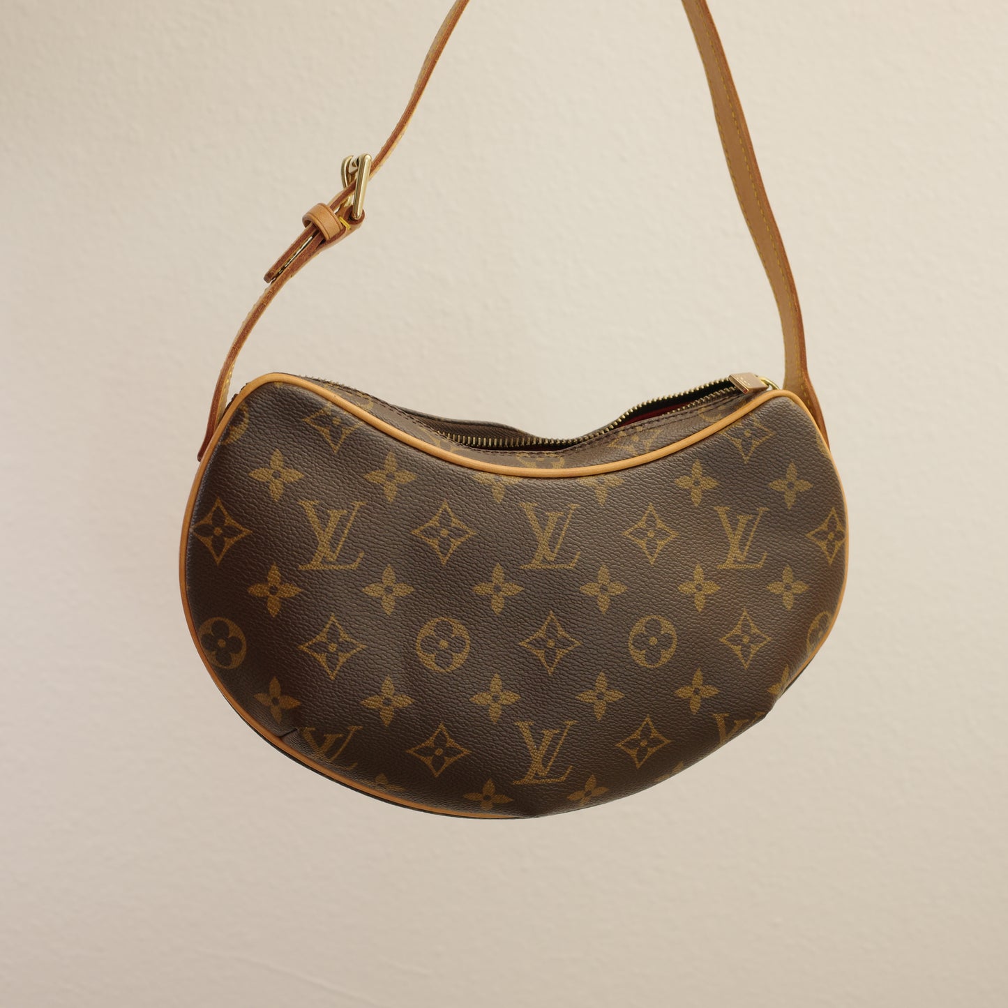 LOUIS VUITTON Monogram Croissant PM