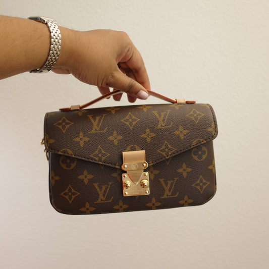 LOUIS VUITTON Monogram Pochette Metis East West