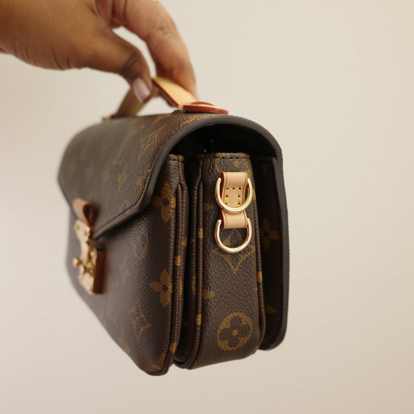 LOUIS VUITTON Monogram Pochette Metis East West