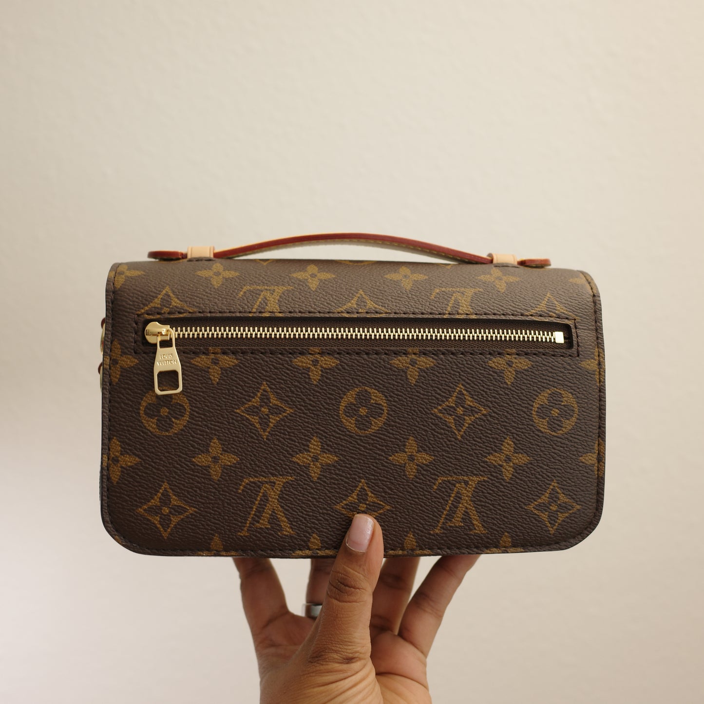 LOUIS VUITTON Monogram Pochette Metis East West