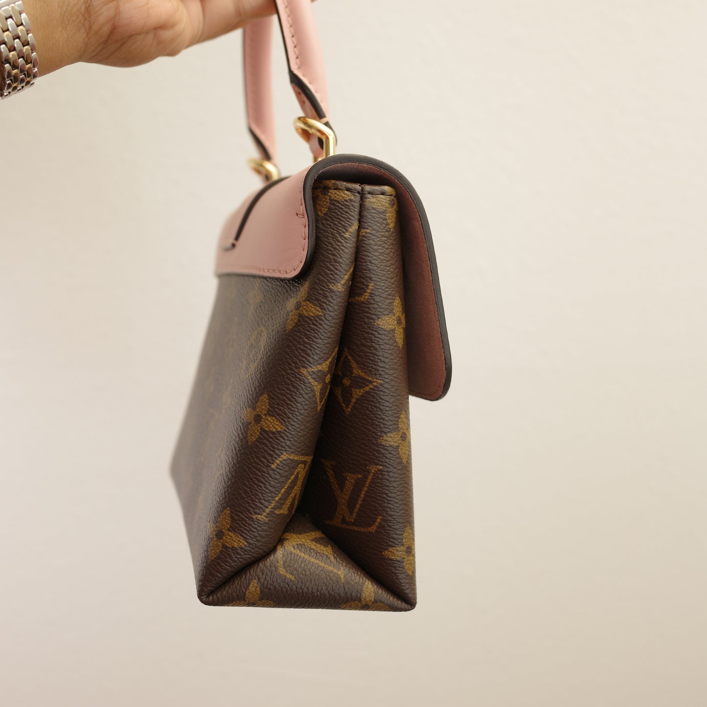 LOUIS VUITTON Locky BB Pink Monogram Crossbody Bag Rose Poudre