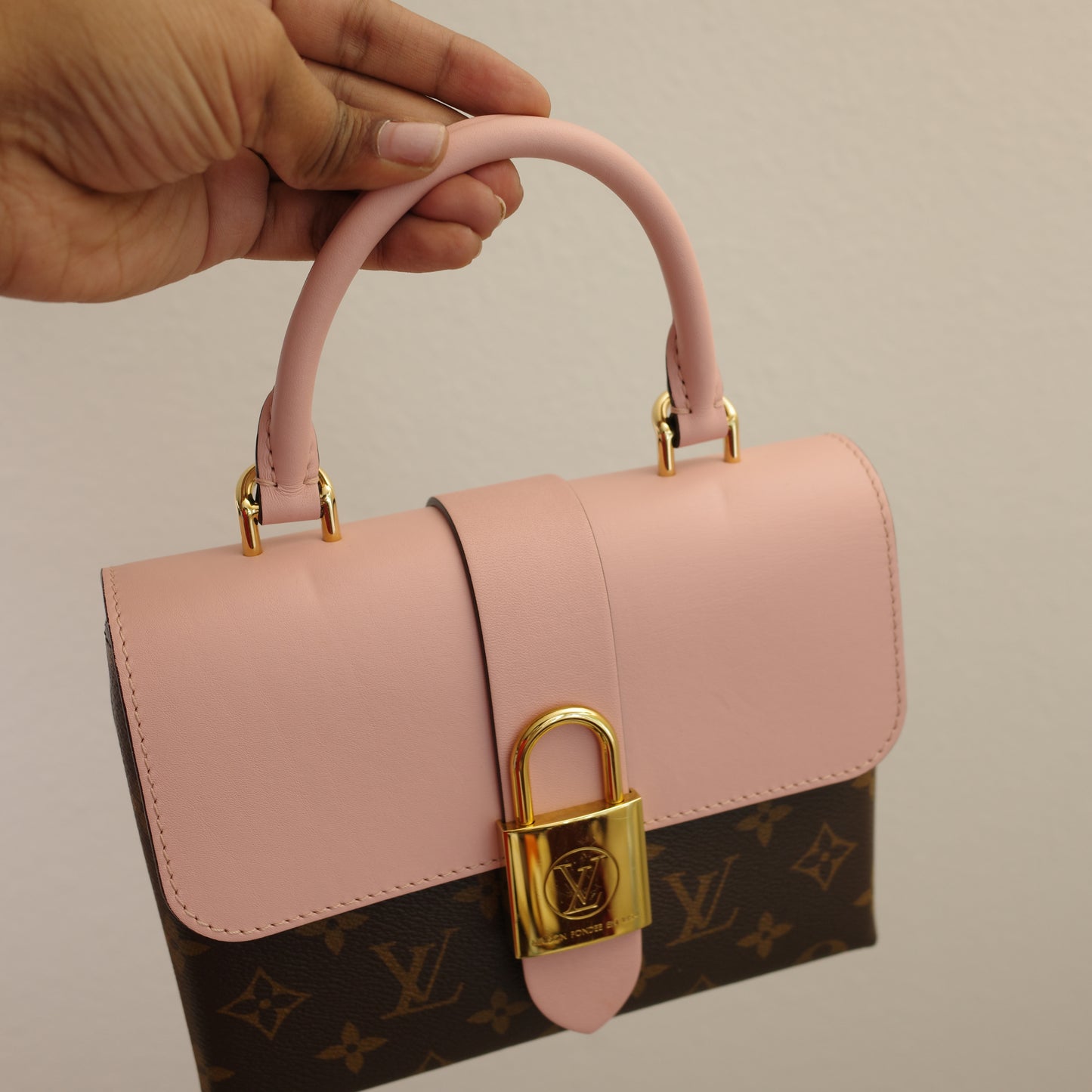 LOUIS VUITTON Locky BB Pink Monogram Crossbody Bag Rose Poudre