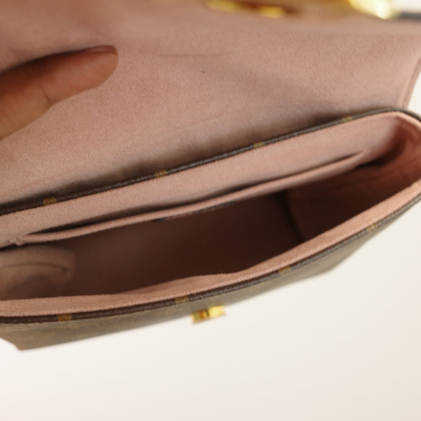 LOUIS VUITTON Locky BB Pink Monogram Crossbody Bag Rose Poudre