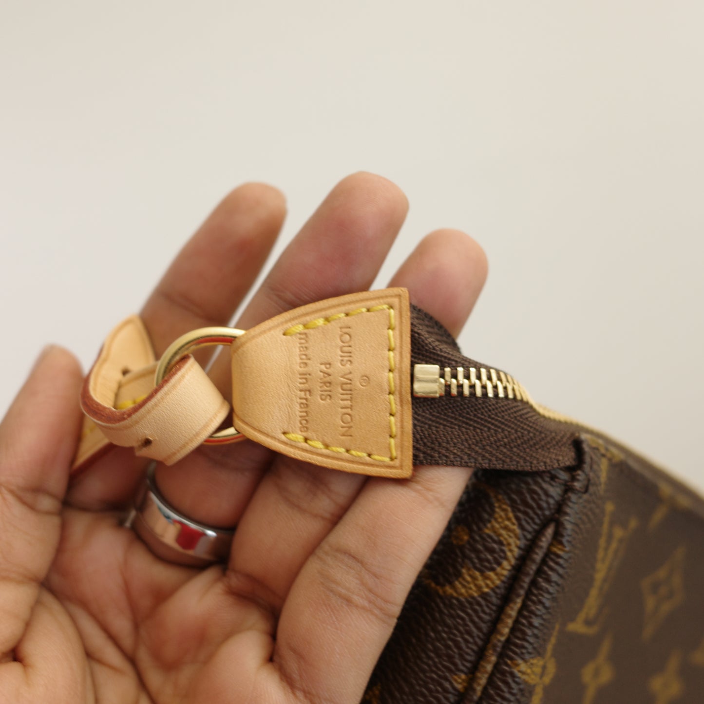 LOUIS VUITTON Monogram Pochette Accessoires