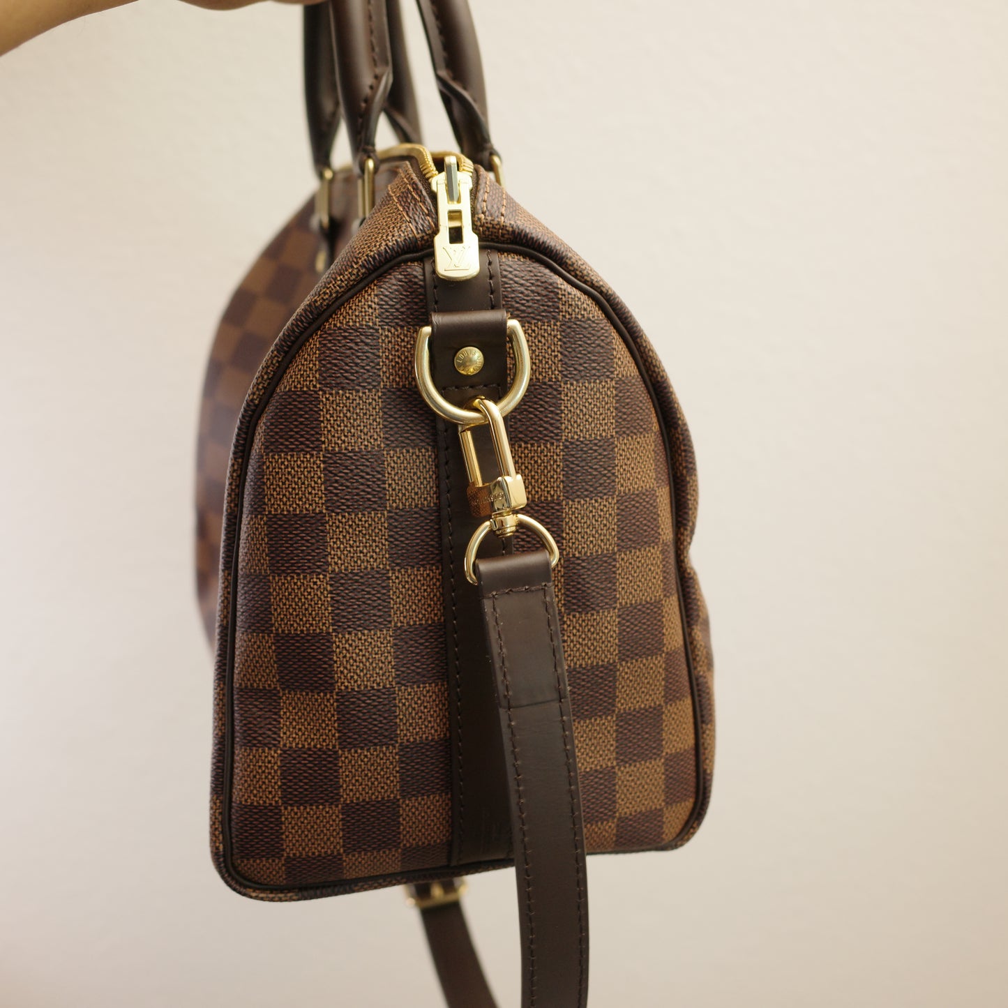 LOUIS VUITTON Damier Ebene Speedy Bandoliere 25