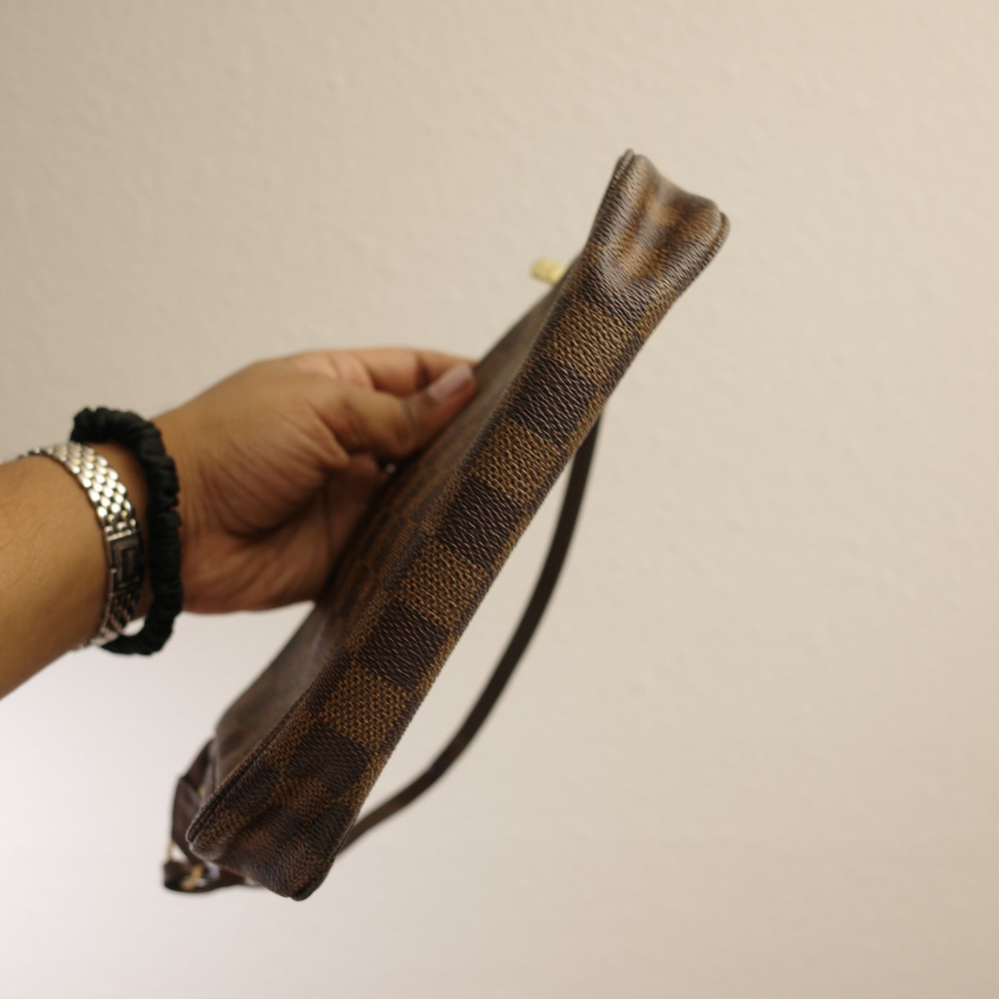 LOUIS VUITTON Damier Ebene Pochette Accessoires