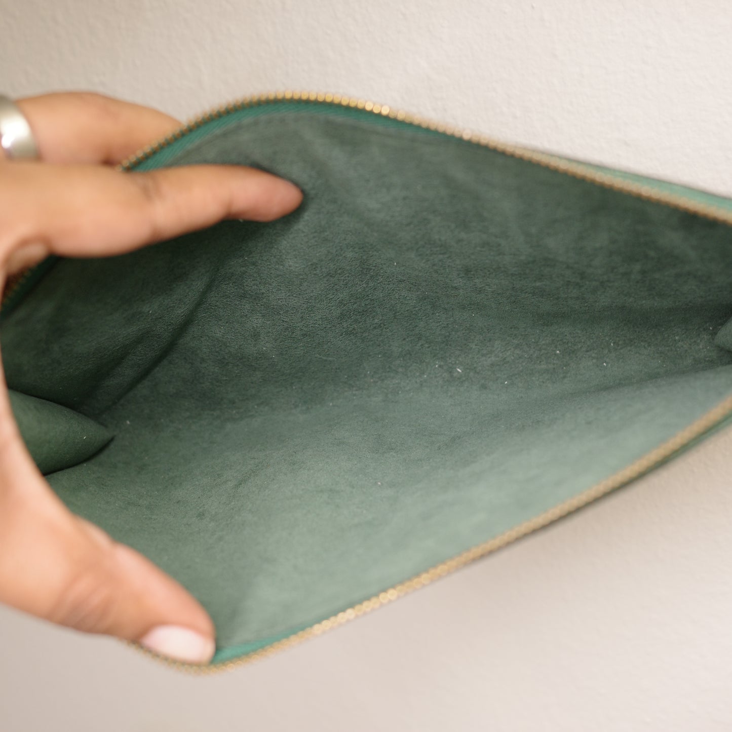 LOUIS VUITTON Epi Leather Green Pochette Accessoires