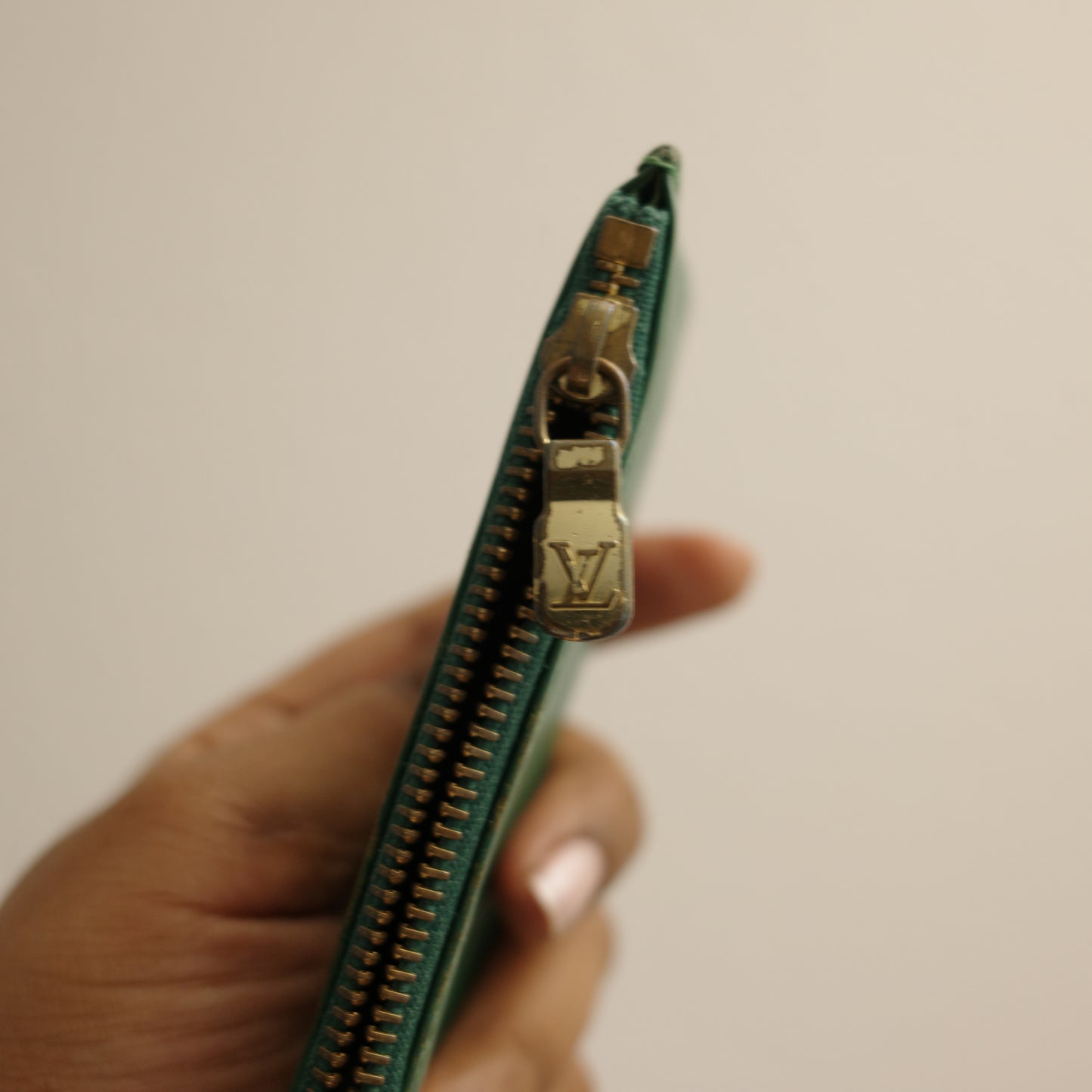 LOUIS VUITTON Epi Leather Green Key Cles