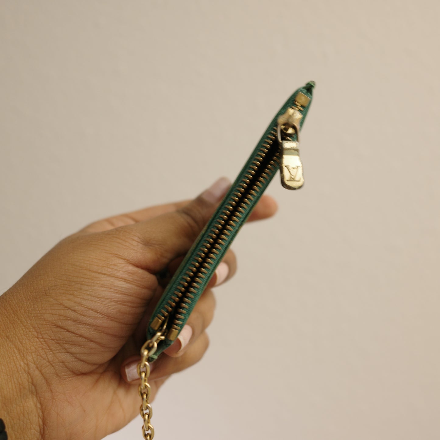 LOUIS VUITTON Epi Leather Green Key Cles