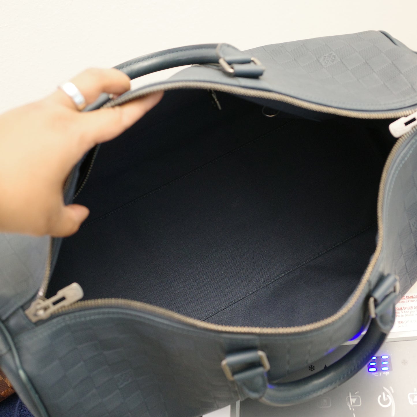 LOUIS VUITTON Blue Damier Infini Keepall 45 Bandoulière