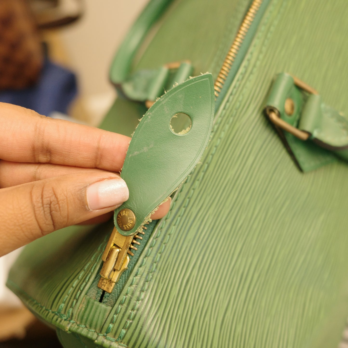 LOUIS VUITTON Epi Leather Green Speedy 35