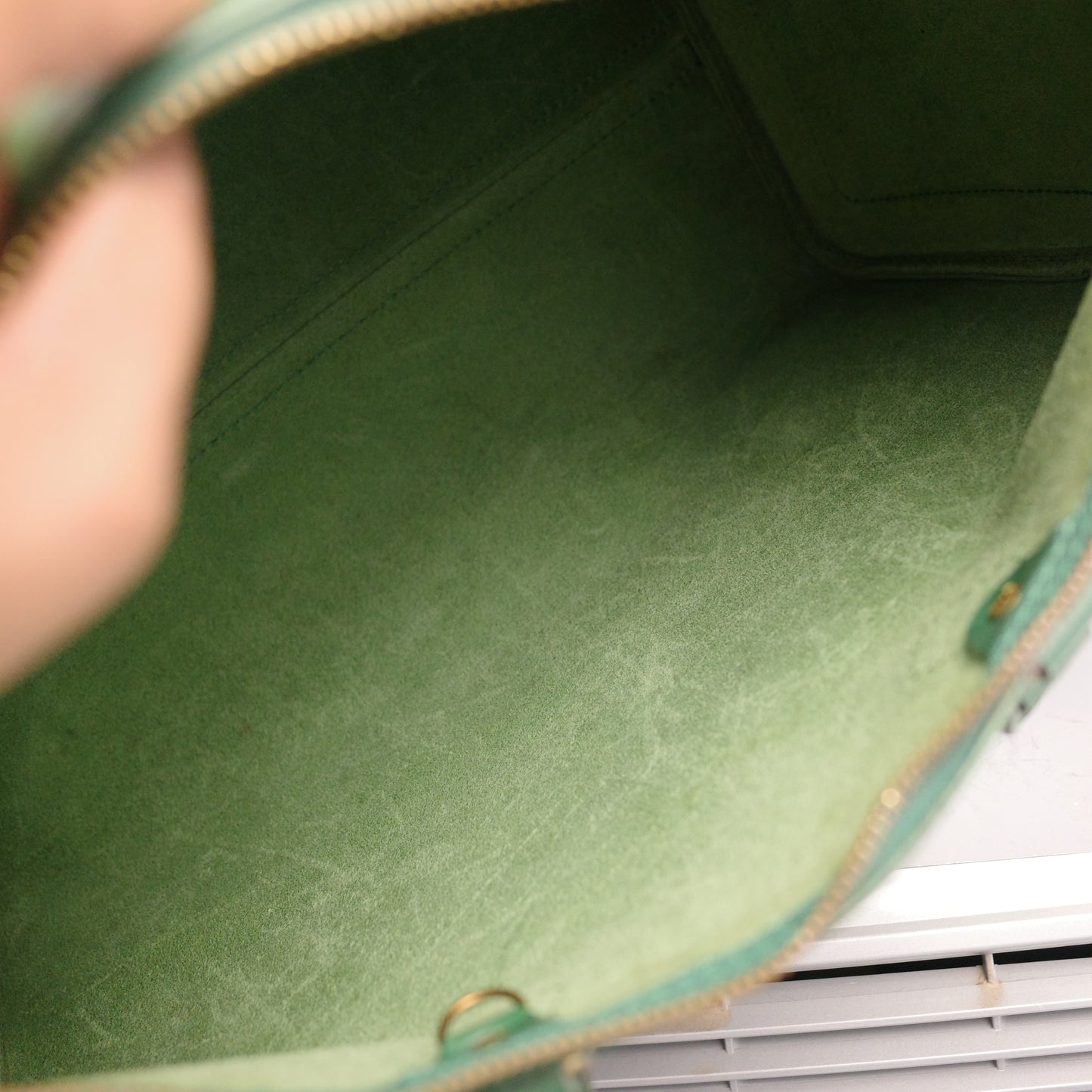 LOUIS VUITTON Epi Leather Green Speedy 35
