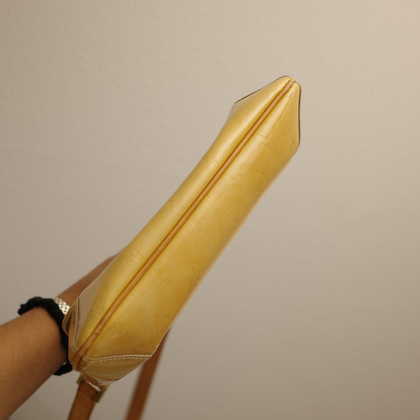 LOUIS VUITTON Vernis Yellow Musette Tango