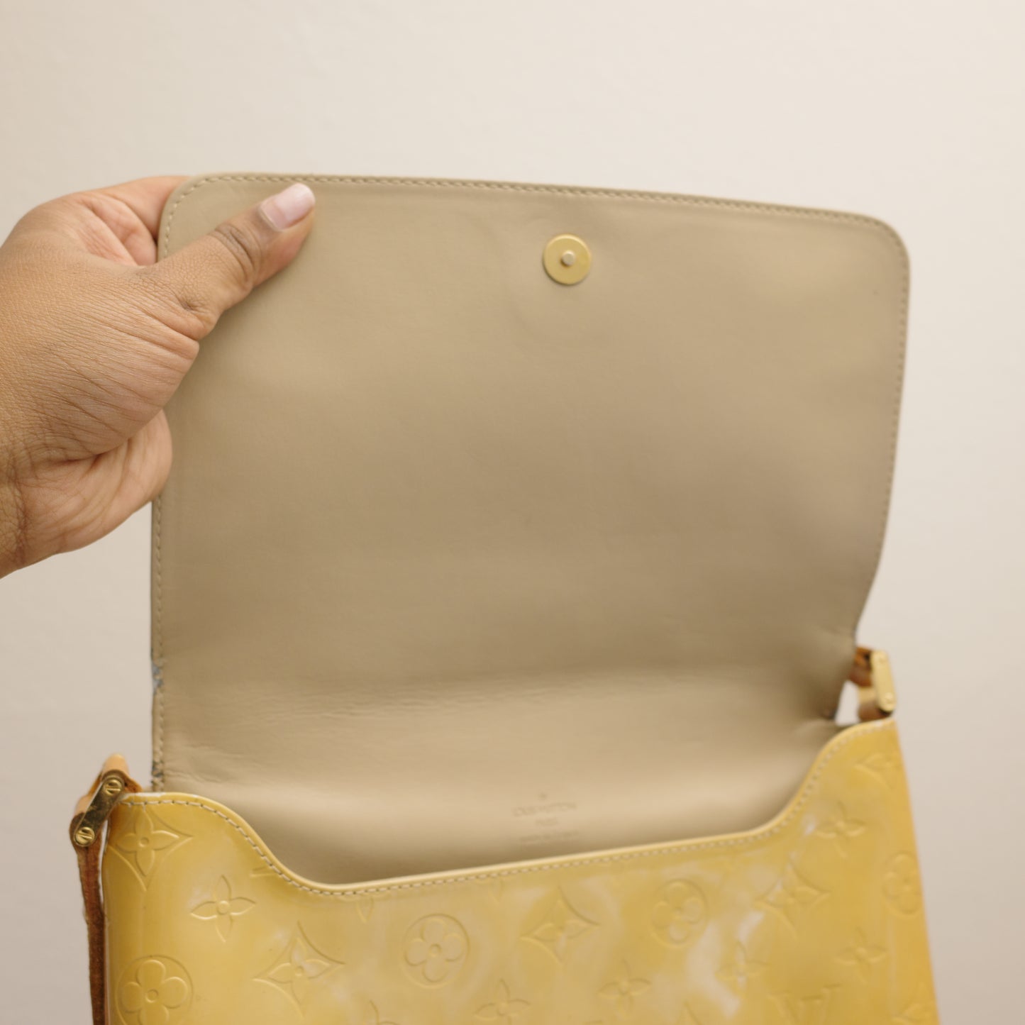 LOUIS VUITTON Vernis Yellow Musette Tango