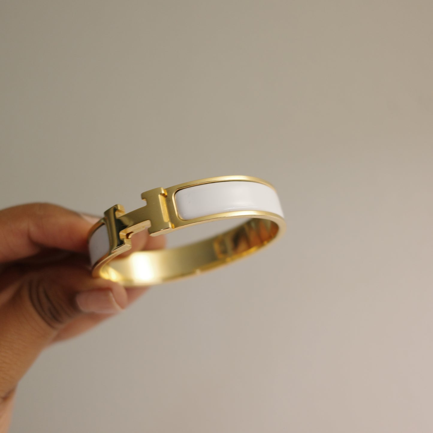 HERMES Clic H Bracelet White and Gold