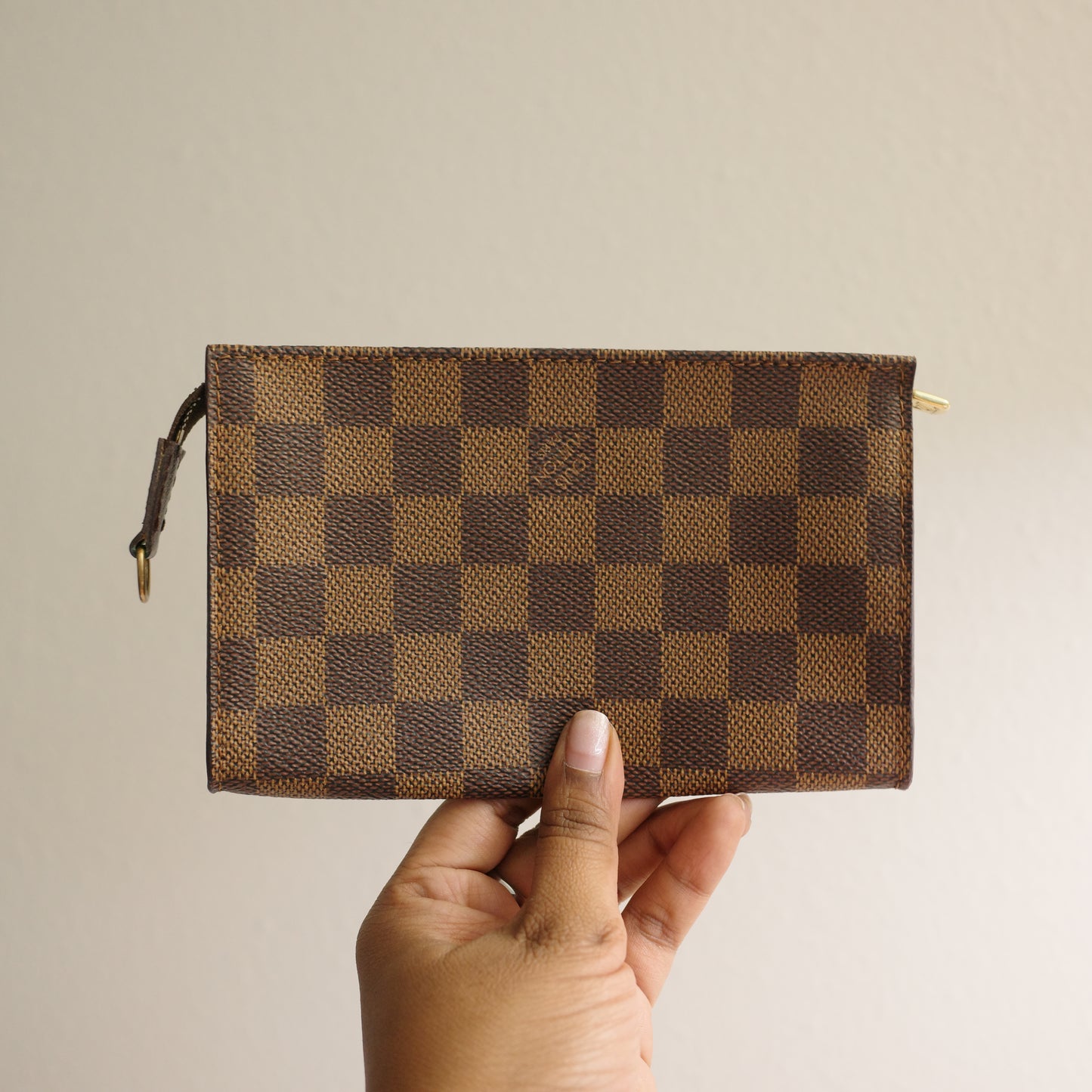 LOUIS VUITTON Damier Ebene Bucket Pouch