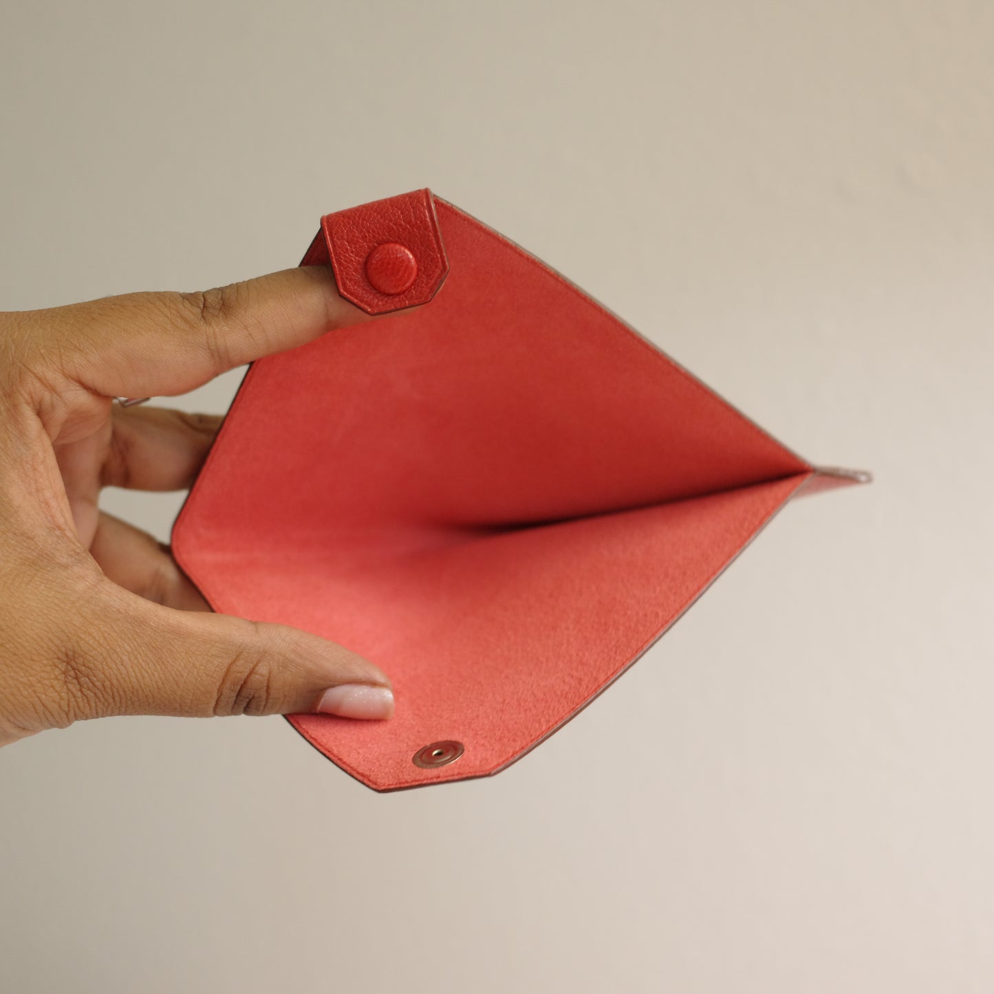 HERMES Tarmac Passport Holder Red