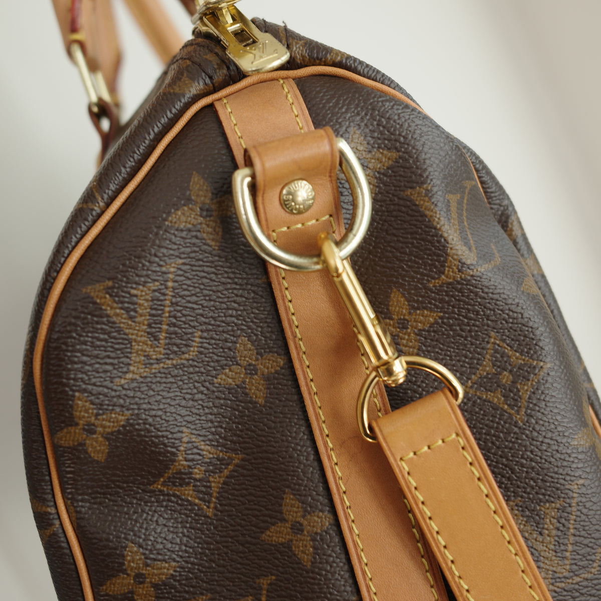 LOUIS VUITTON Monogram Speedy 25 Bandoliere