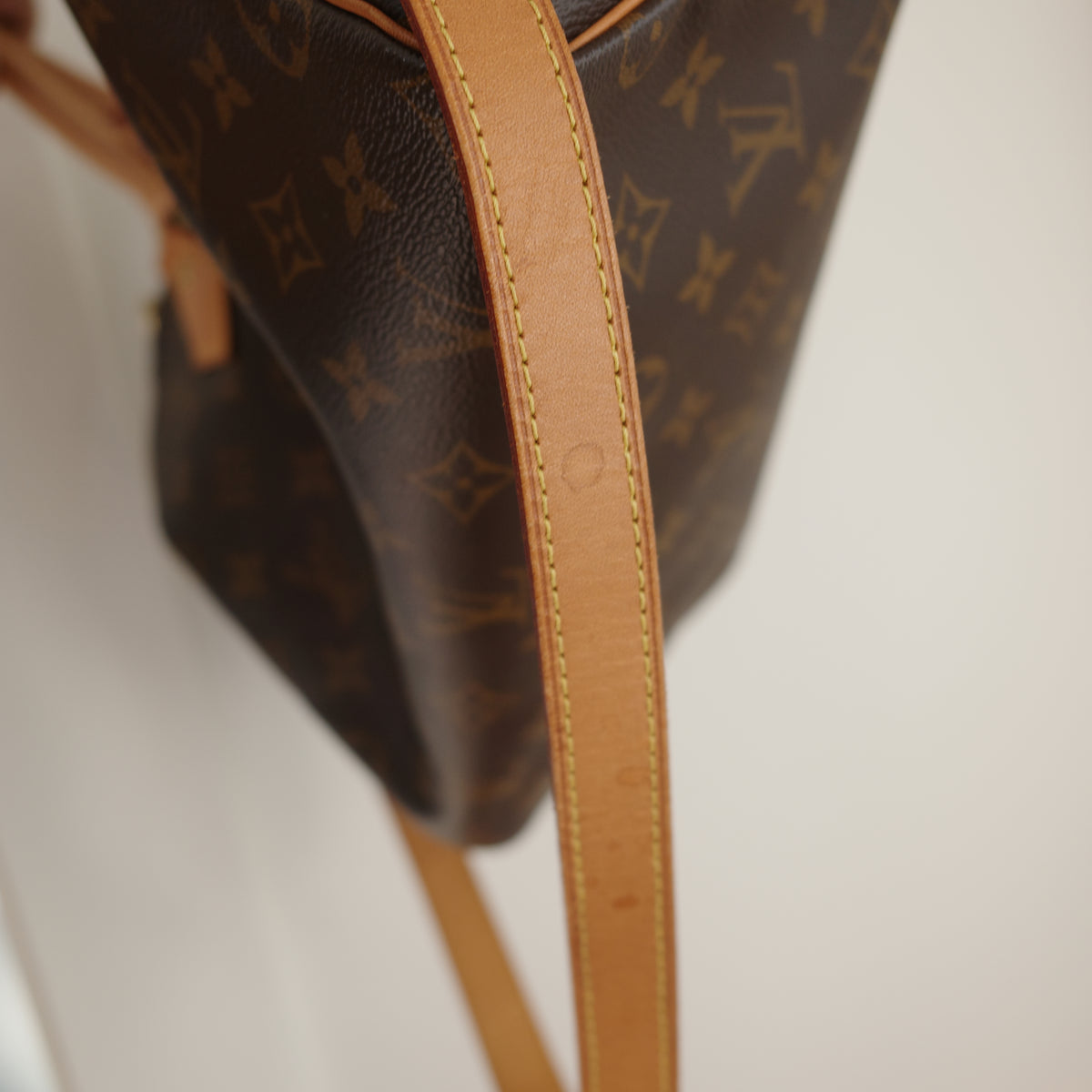 LOUIS VUITTON Monogram Speedy 25 Bandoliere